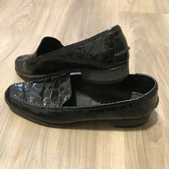 Amalfi Ladies Black Patent Leather Shoes Size 9 - Picture 2 of 6